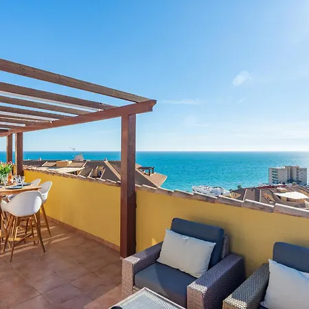 Modern Penthouse فوينخيرولا